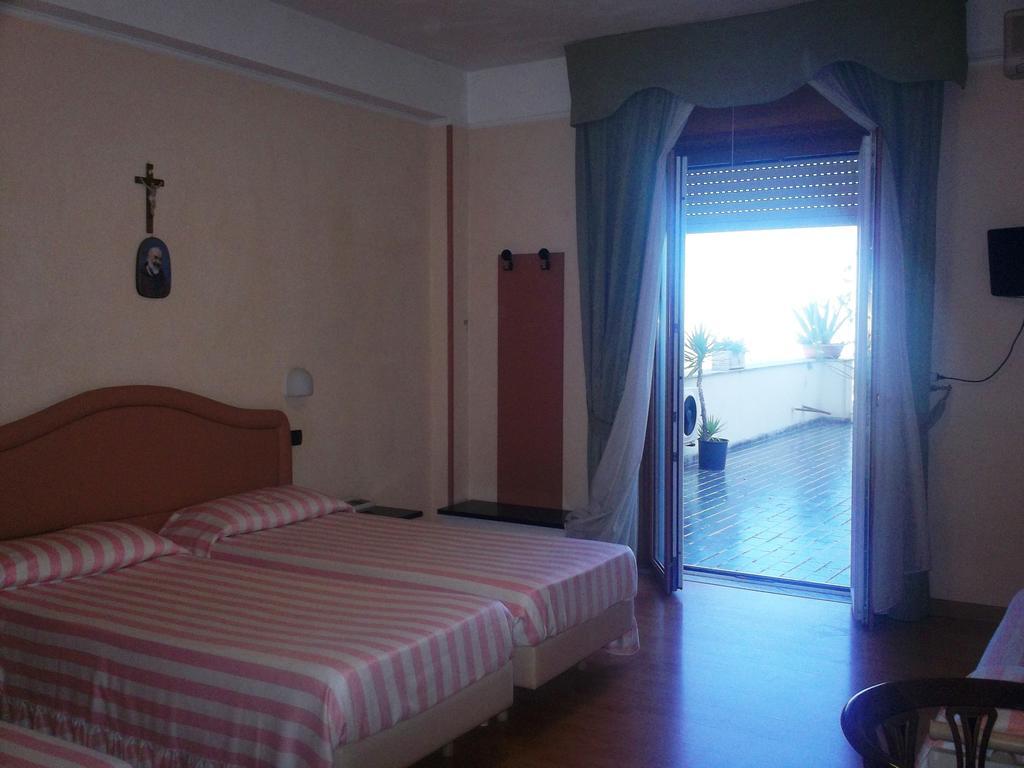 Hotel Gaggiano San Giovanni Rotondo Rom bilde